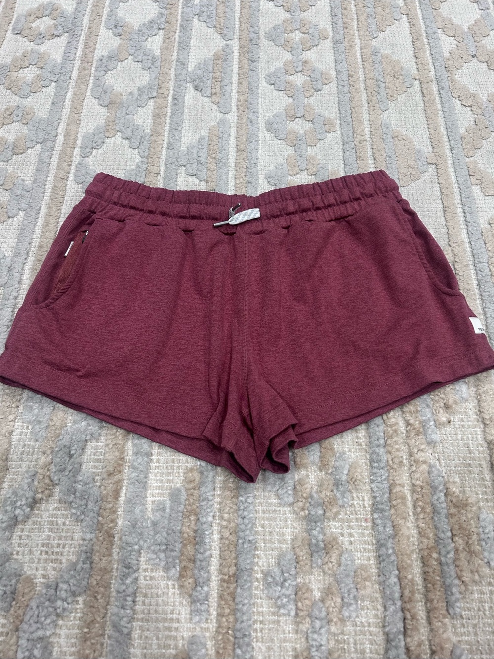 VUORI - halo performance shorts - Picture 2 of 6